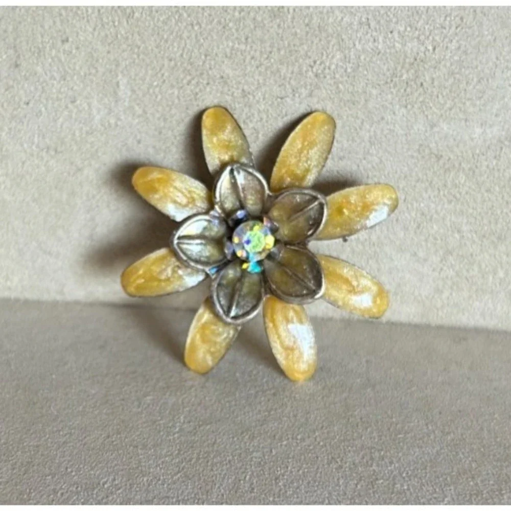 Vintage Cookie Lee Yellow Enamel Flower Brooch Aurora Borealis Rhinestone 1.5